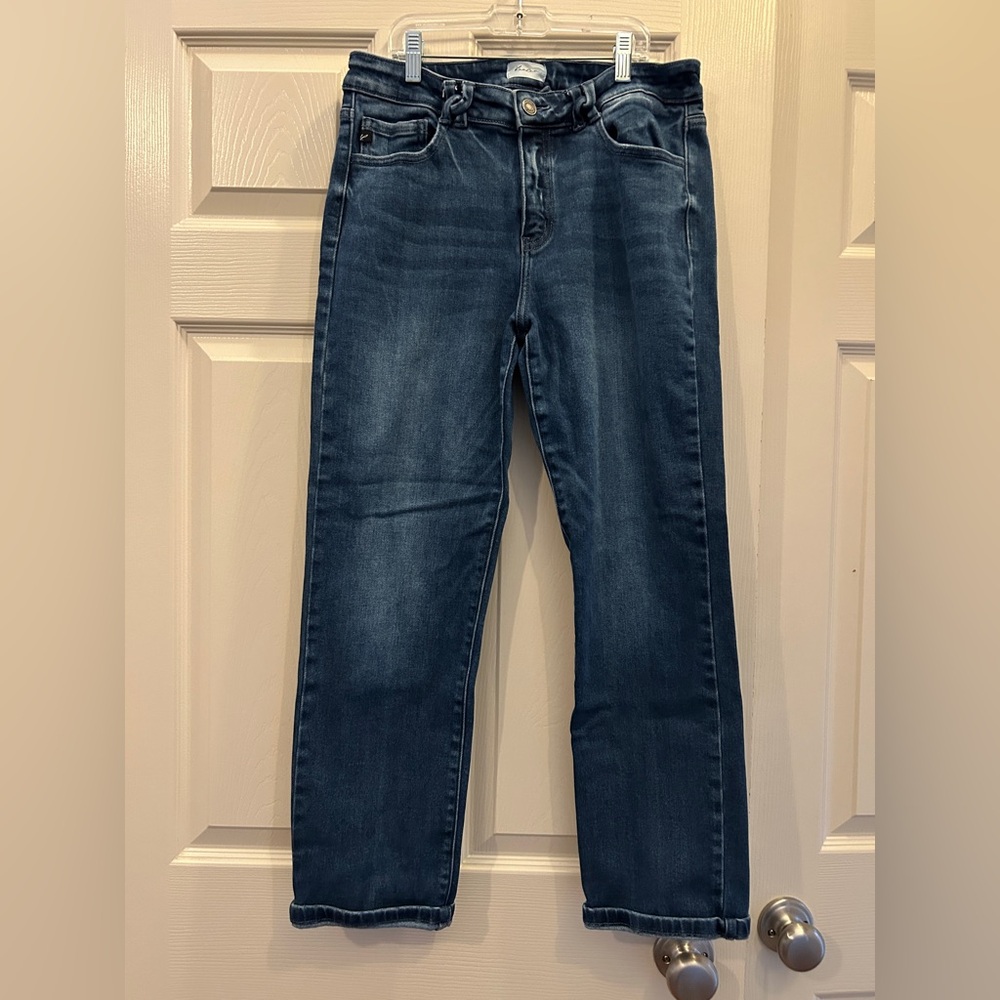 KanCan Dolores Mid Rise Slim Straight Jeans
